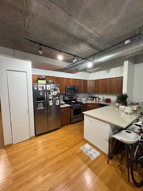 Chicago Condo: 900 N Kingsury