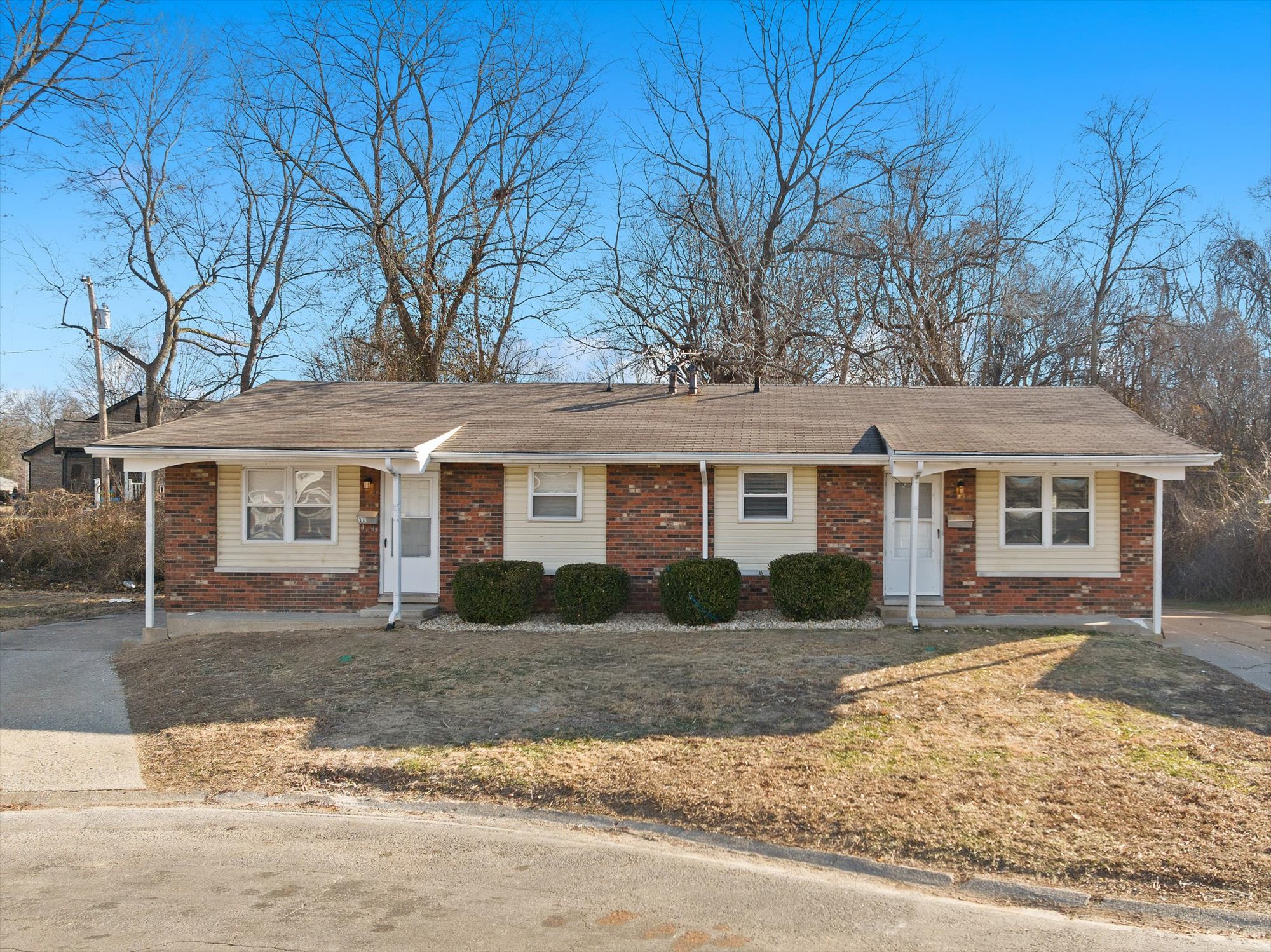 Collinsville Condo: 12 Manor Dr