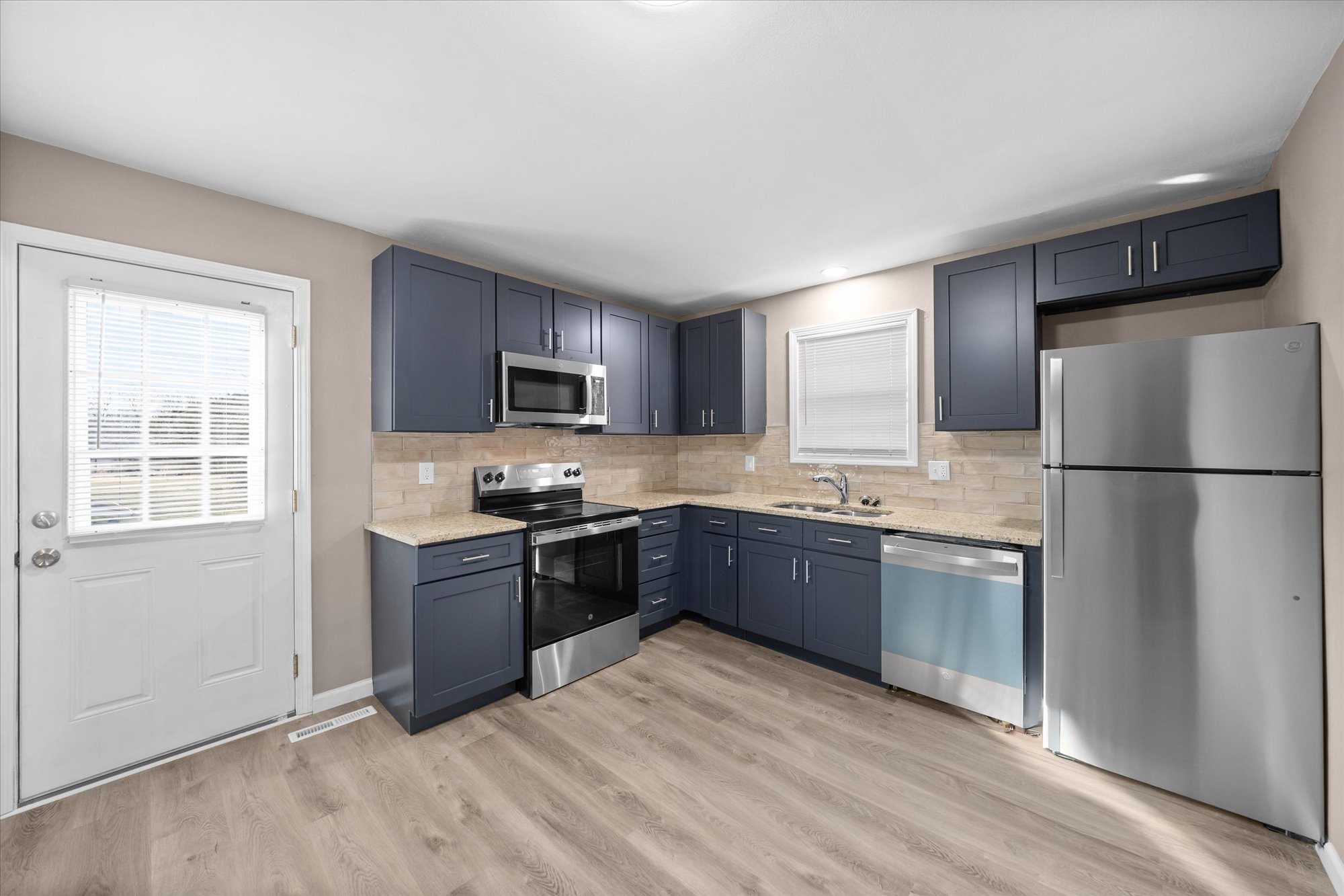 Collinsville Condo: 18 Manor Dr