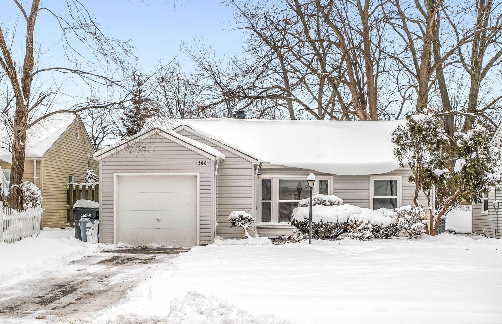 Mayfield Heights House: 1386 Eastwood Ave