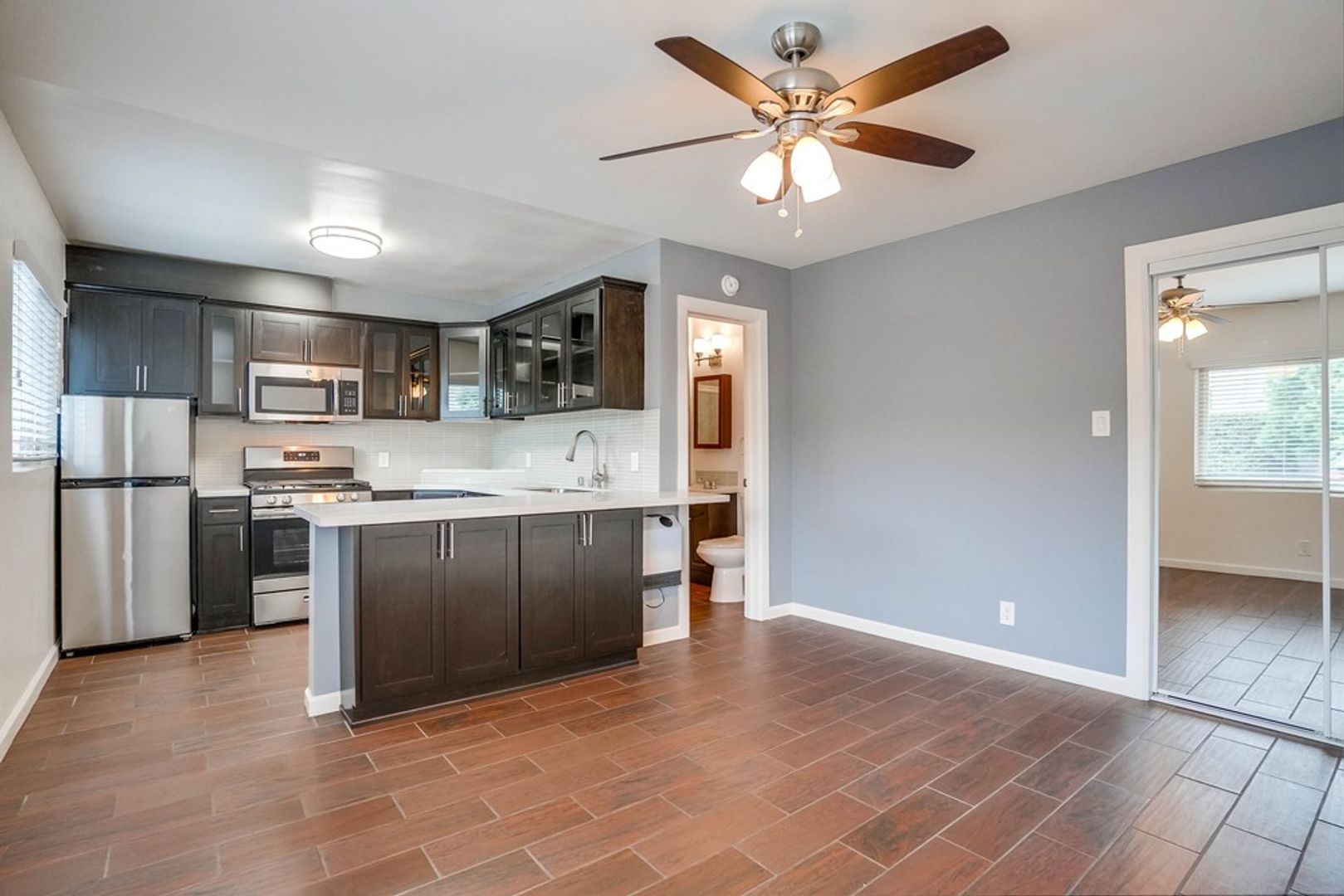 Los Angeles Condo: 3528 W Adams Blvd