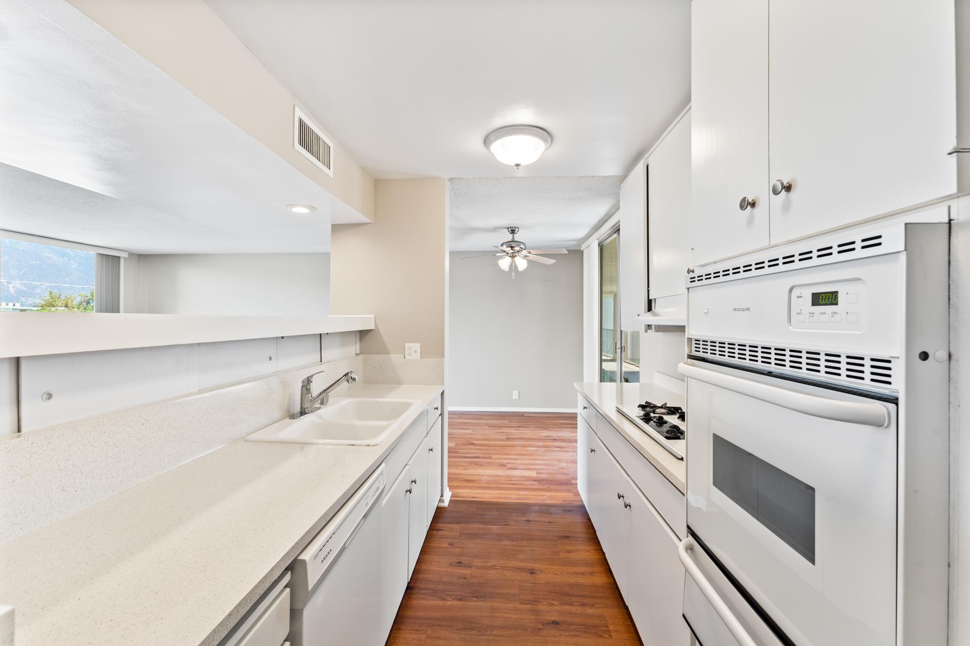 Pasadena Apartment: 1155 E. Del Mar Blvd.