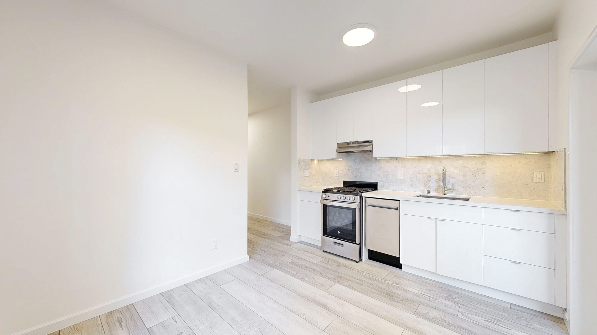 San Francisco Condo: 3638 19th St