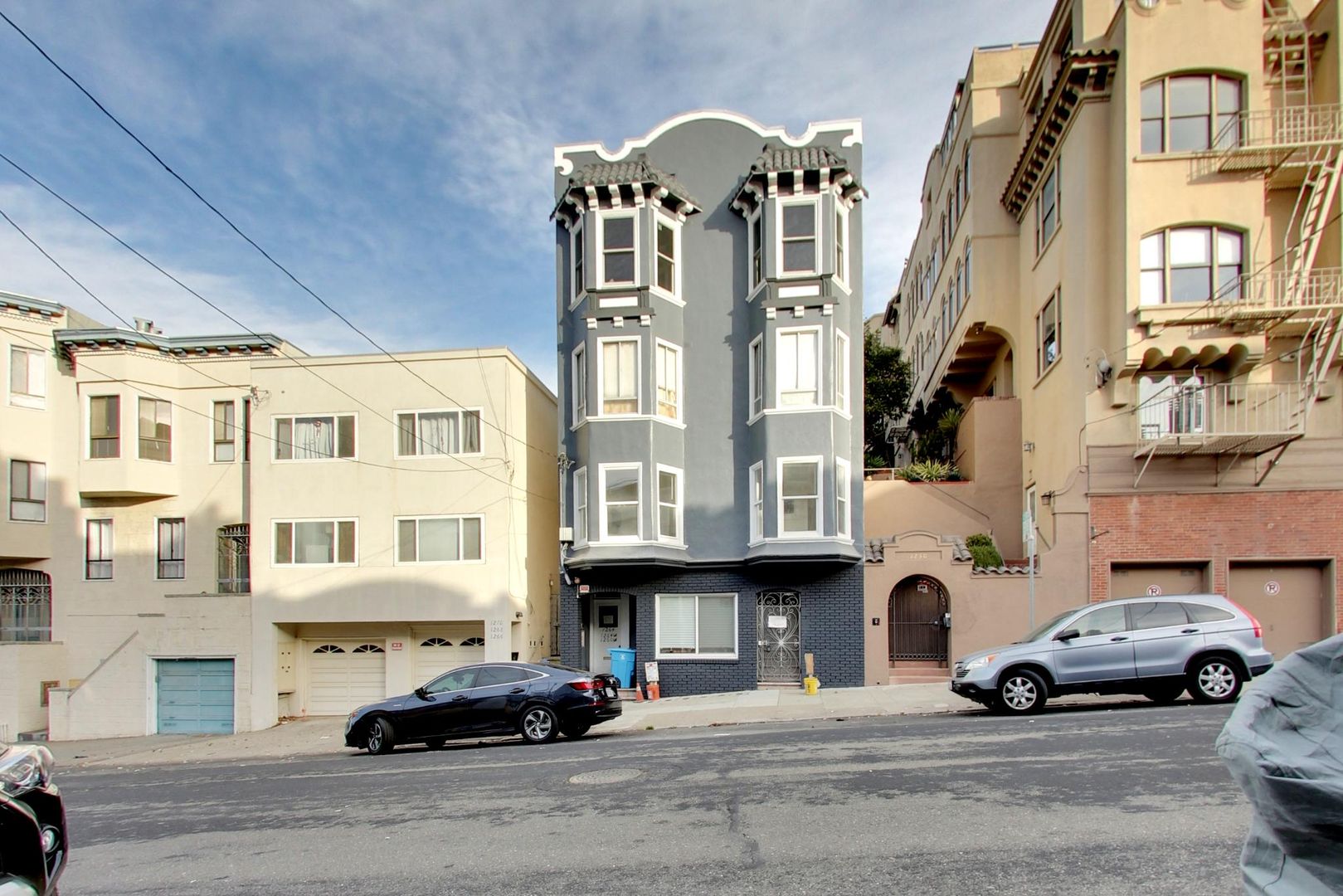 San Francisco Condo: 1262 Vallejo Street A