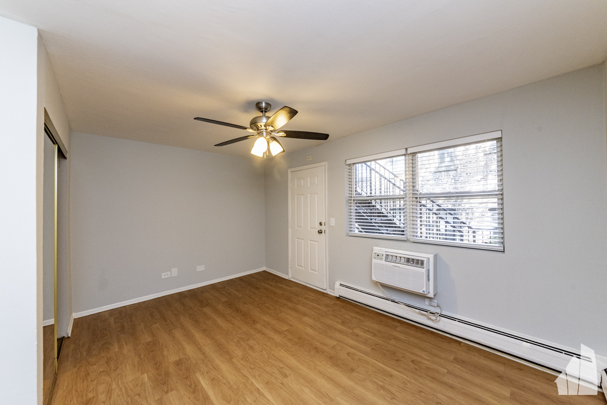 Chicago Condo: 4610 North Dover