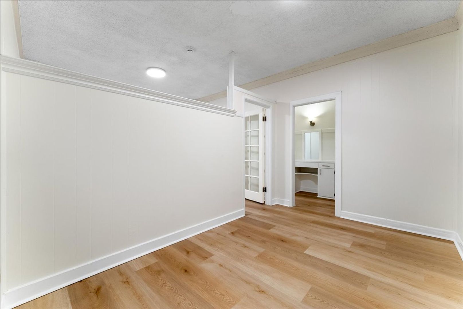 Los Angeles Condo: 600 N. Soto Street