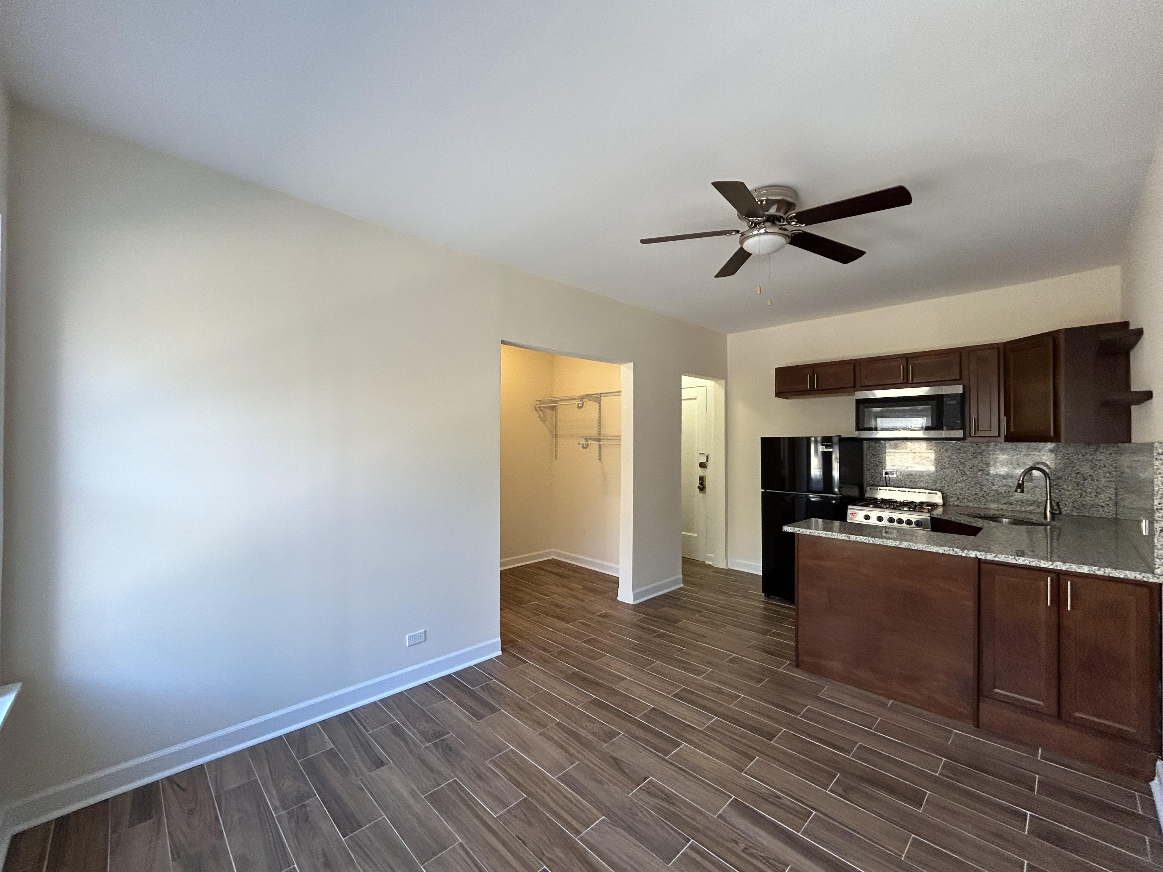 Chicago Condo: 2712 North Milwaukee