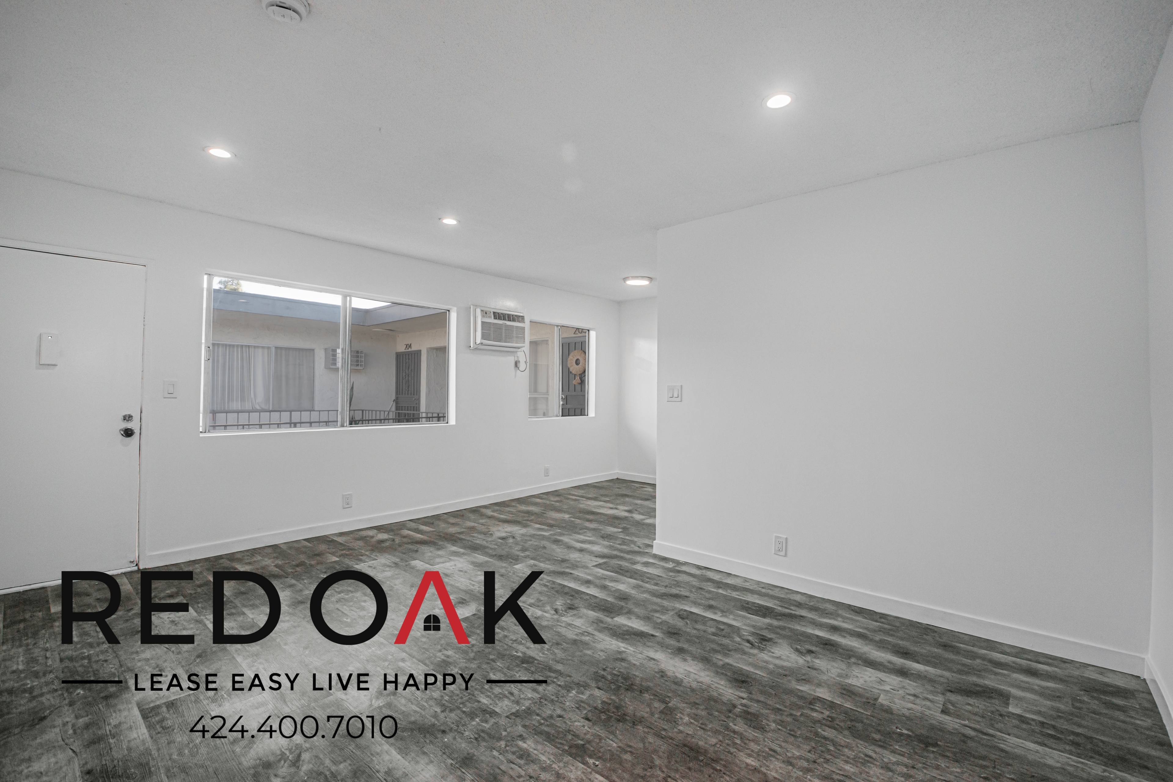 Los Angeles Apartment: 1840 Pomeroy Ave