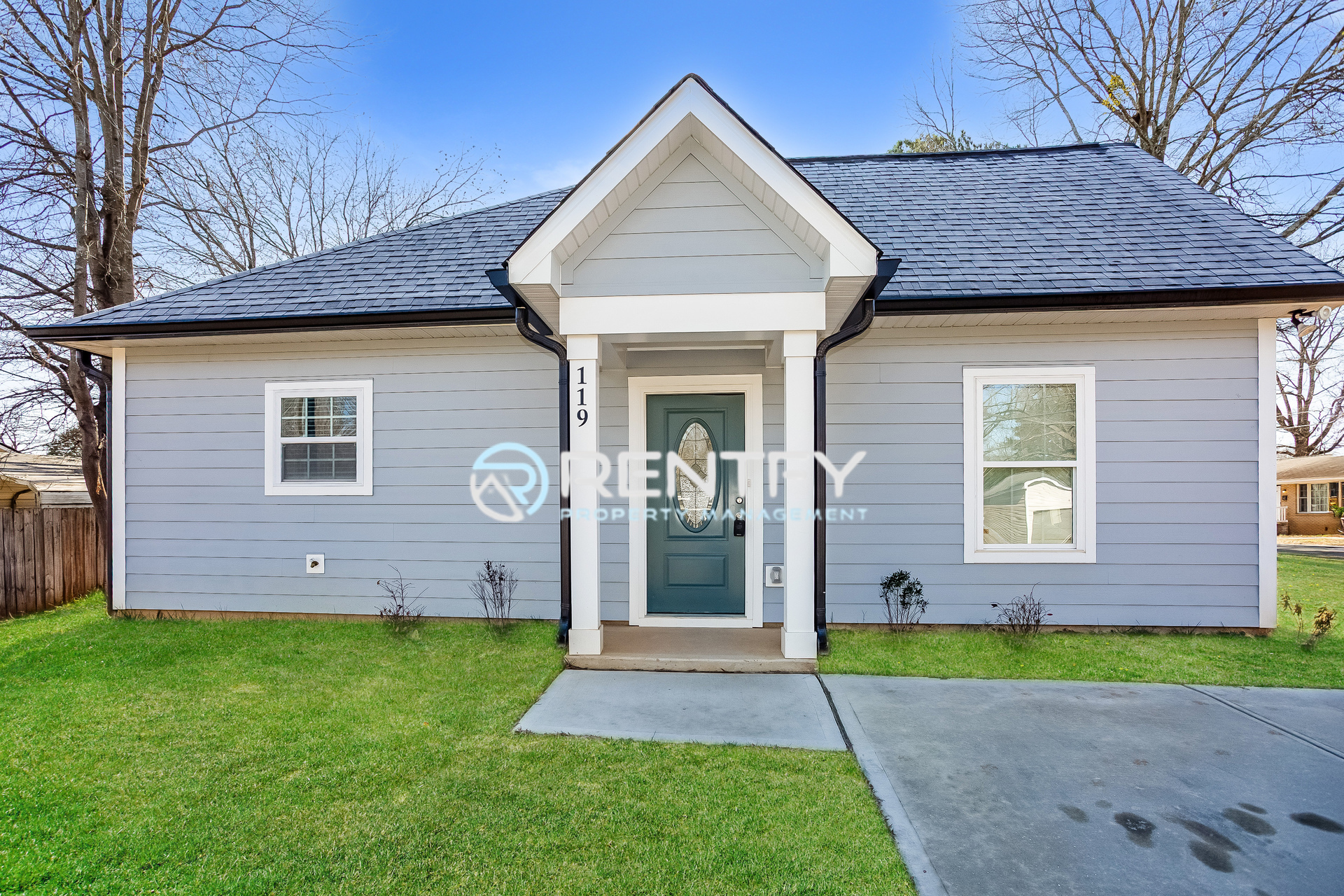 Monroe House: 119 Walnut St