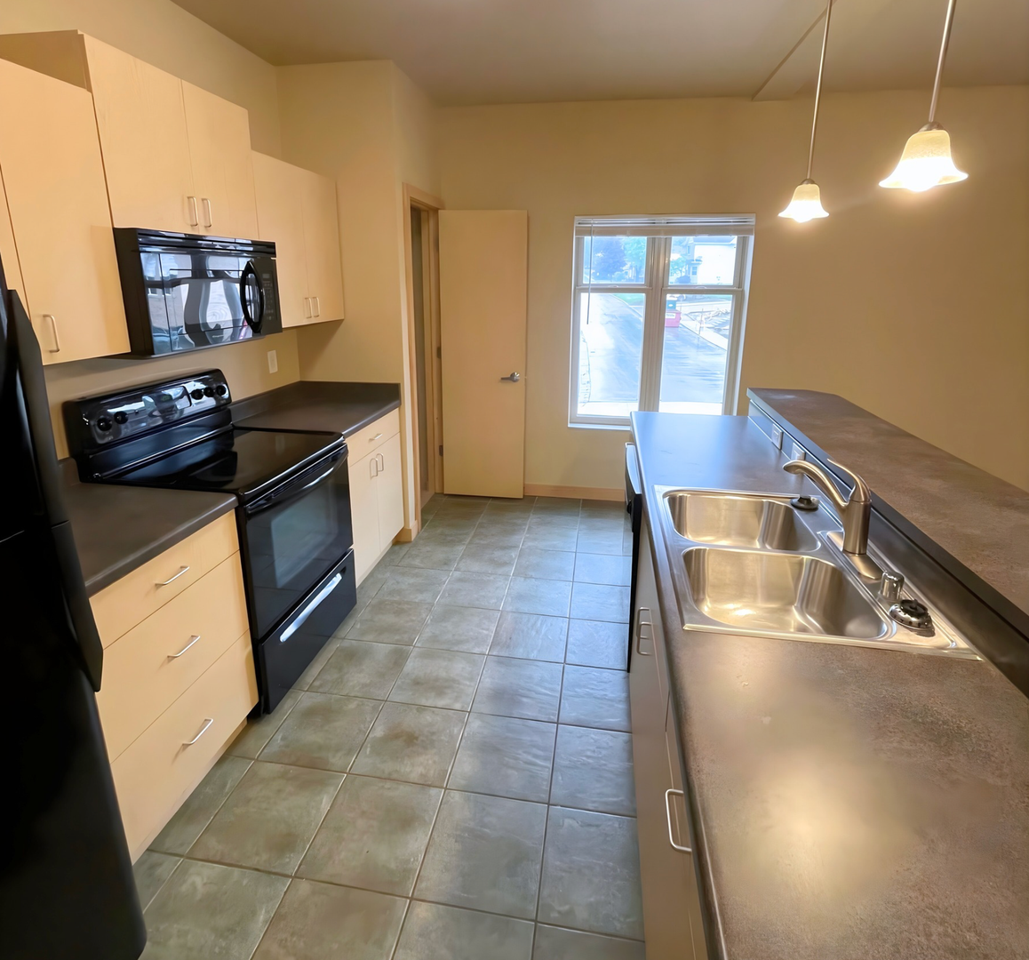 Sun Prairie Apartment: 188 Cannery Pl