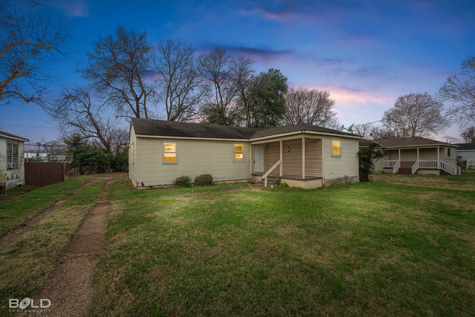 Bossier City House: 2642 Foster St
