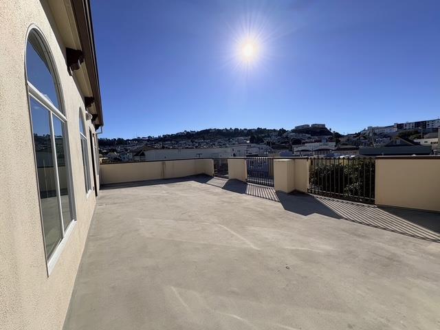 Daly City Condo: 89 Goethe Street