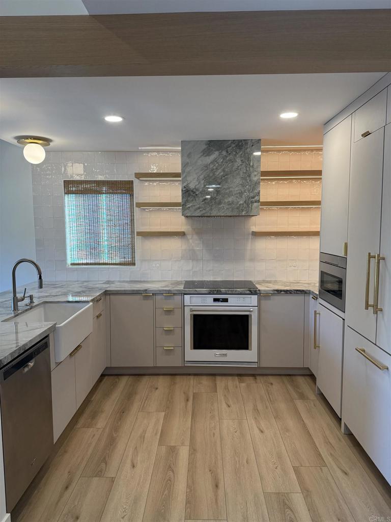 Solana Beach Condo: 930 Via Mil Cumbres