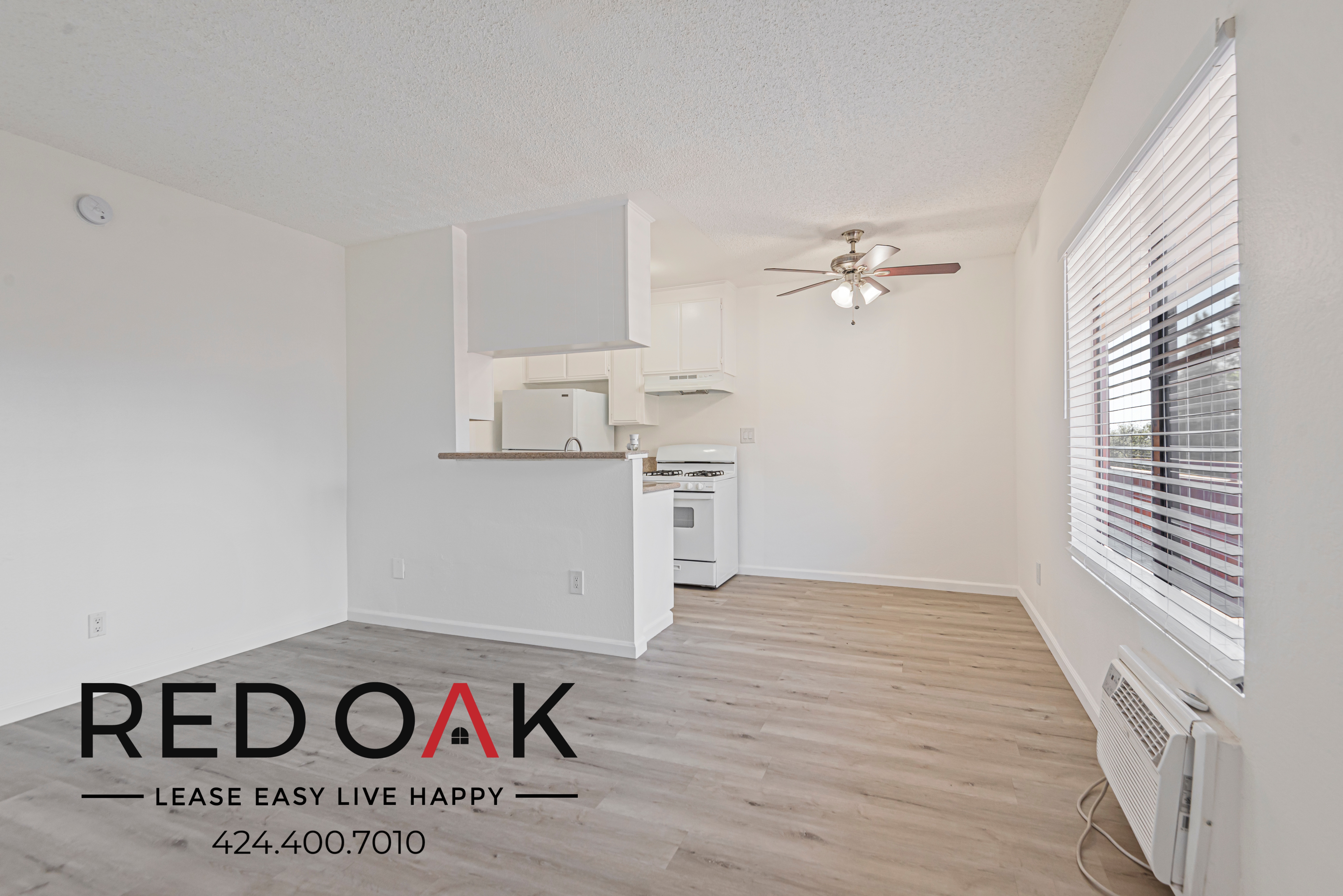 Sylmar Condo: 15500 Foothill Blvd