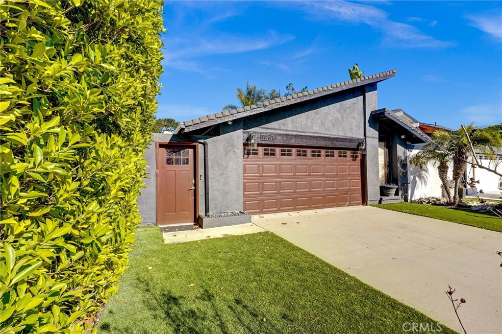 Agoura Hills Condo: 30767 Canwood Street