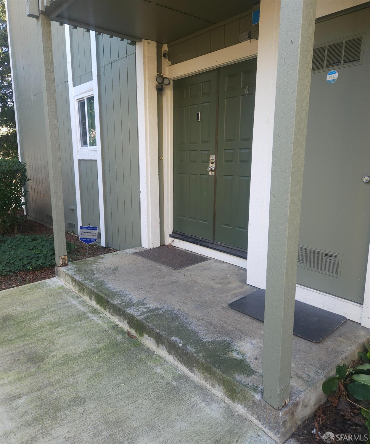 Oakland Condo: 8711 Mountain Boulevard