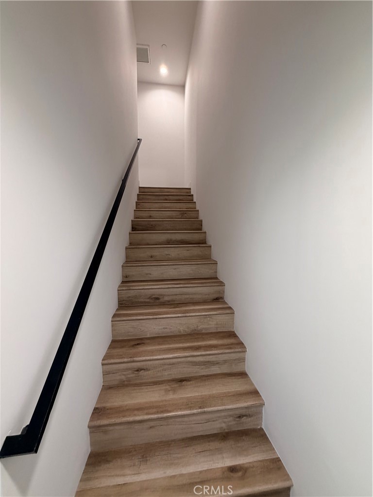 Panorama City Condo: 14662 West Sara Lane