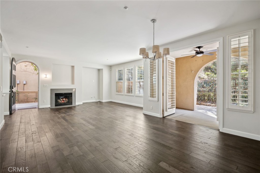 Irvine Condo: 161 Roadrunner