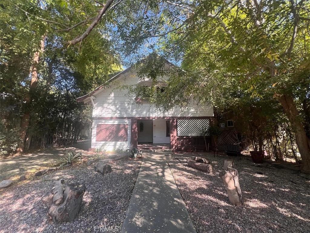 Pasadena Condo: 136 North Bonnie Avenue