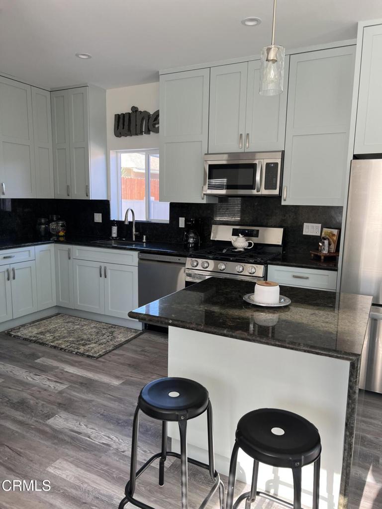 Thousand Oaks Condo: 2875 Calle Quebracho