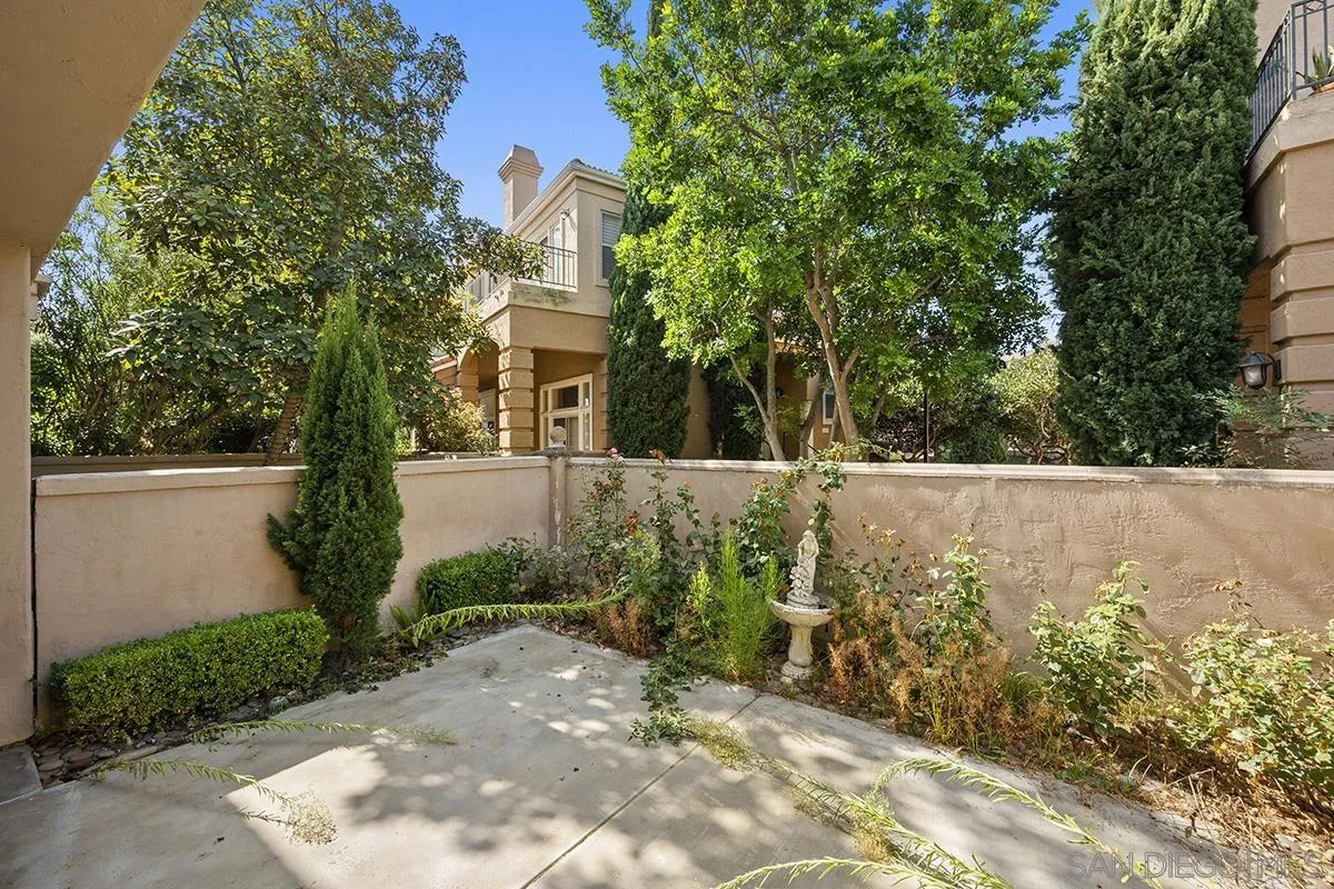 San Diego Condo: 7274 Shoreline Drive