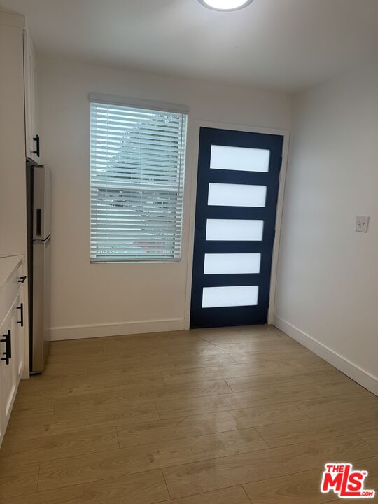 Los Angeles Condo: 4013 Walton Avenue