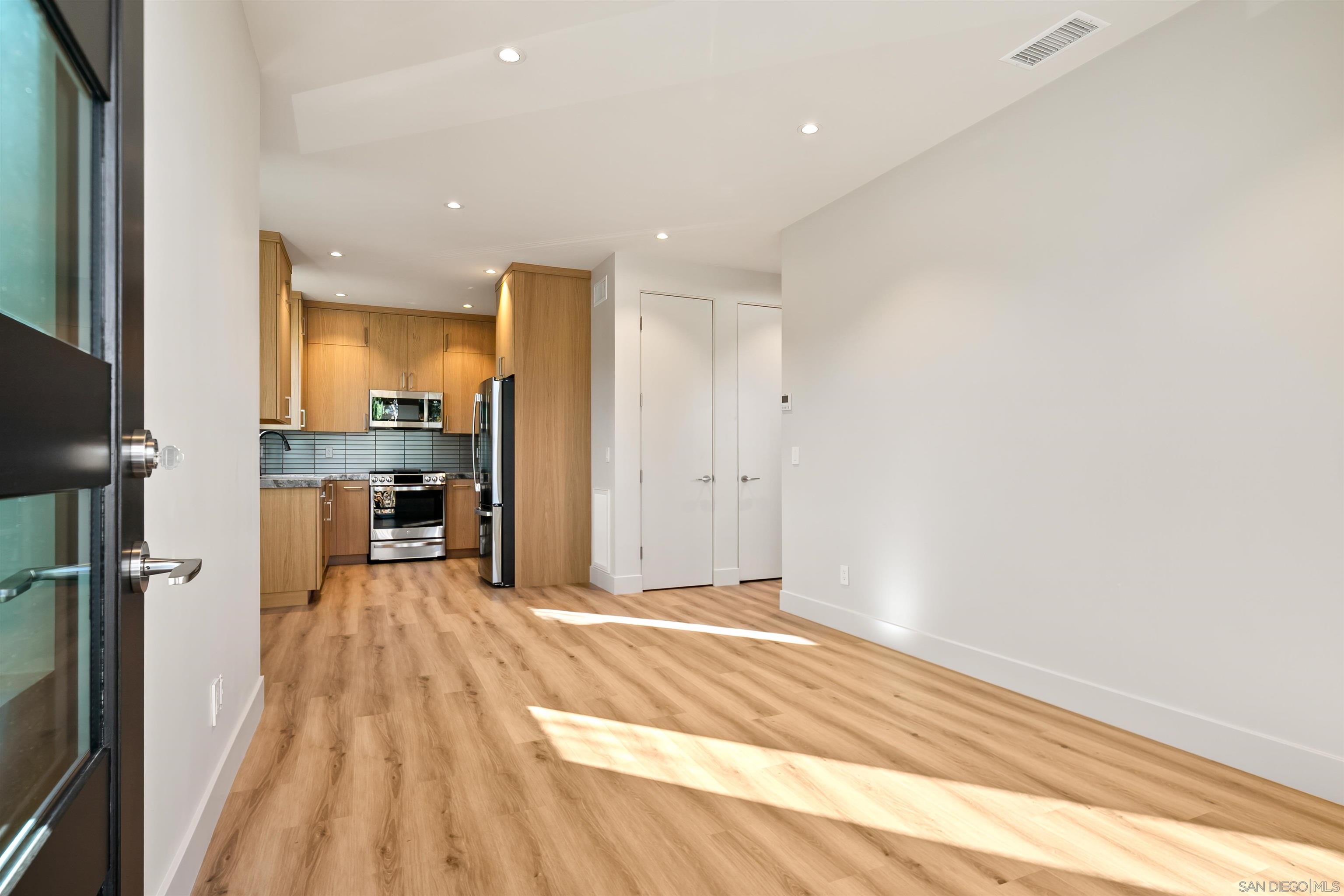 La Jolla Condo: 8168 Paseo Del Ocaso