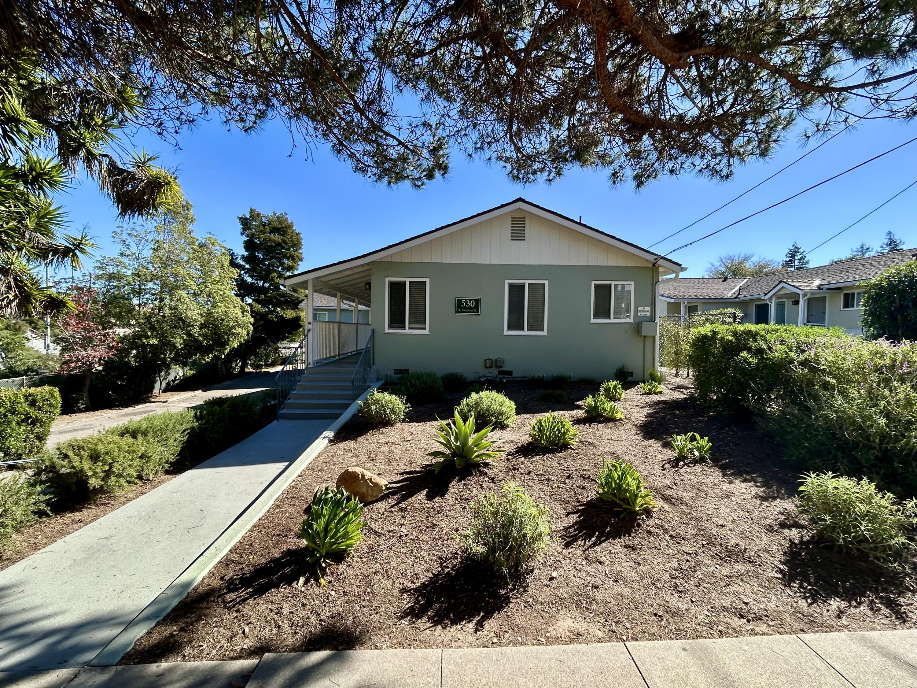 Santa Barbara Condo: 530 East Anapamu Street