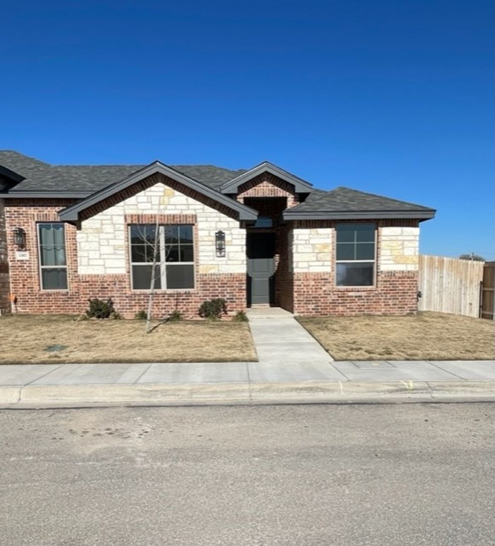 Midland House: 5300 Kilyn Ct