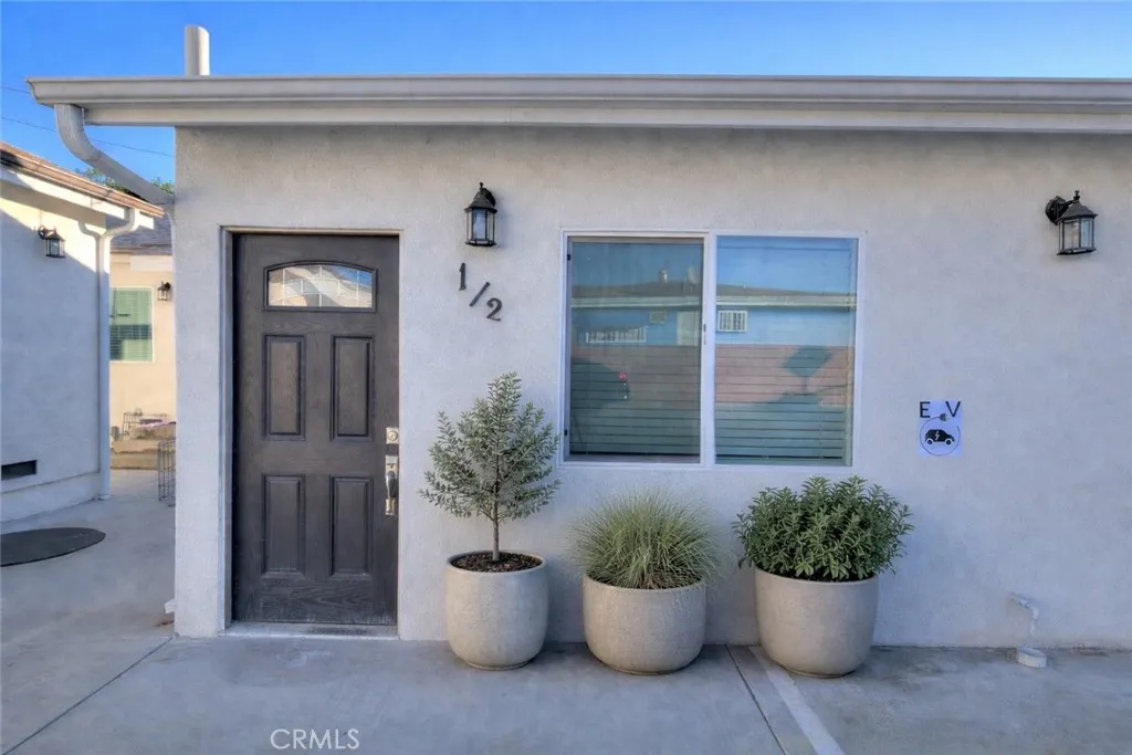 Van Nuys Condo: 14604 Cohasset Street