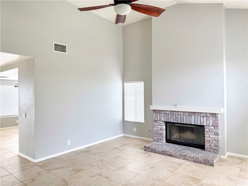 Menifee Condo: 30107 Vía Palermo