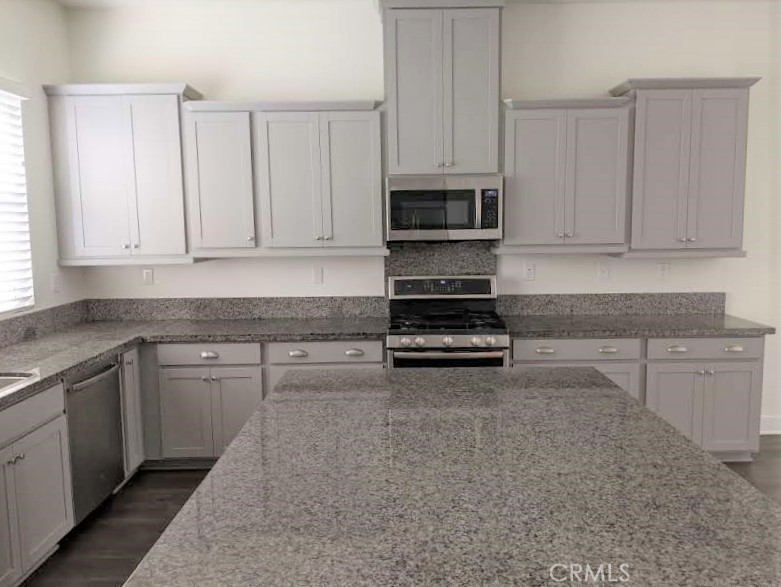 Chino Hills Condo: 15940 Ellington Way