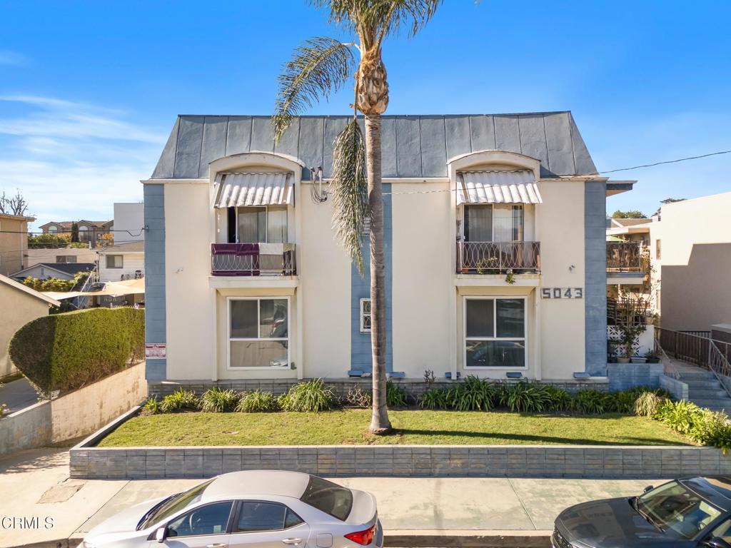 North Hollywood Condo: 5043 Denny Avenue