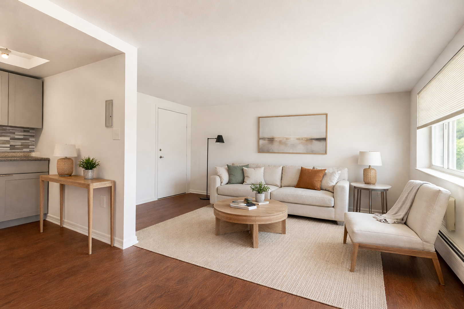 Denver Apartment: 809 N Dexter St