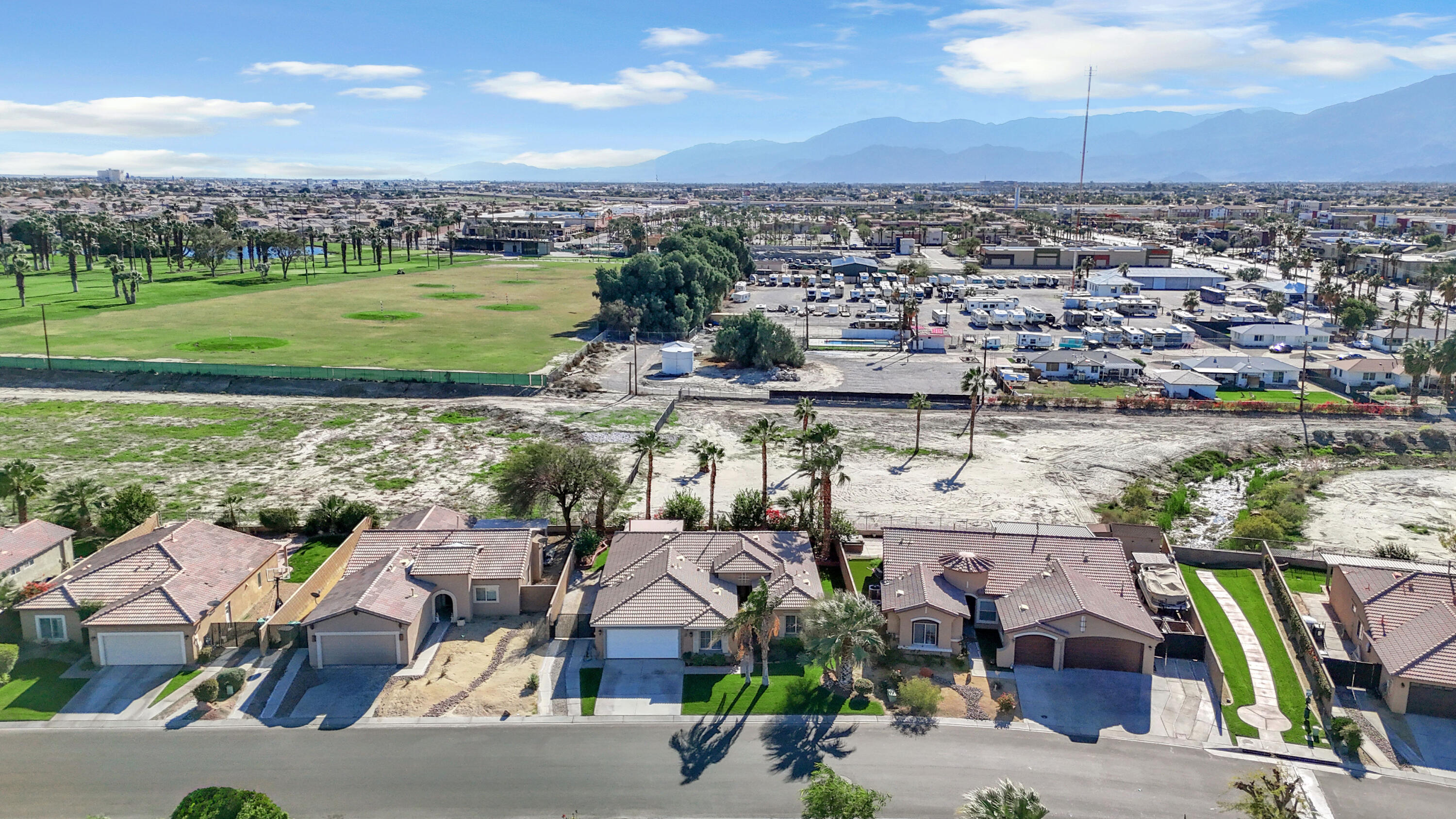 Indio Condo: 83107 Greenbrier Drive