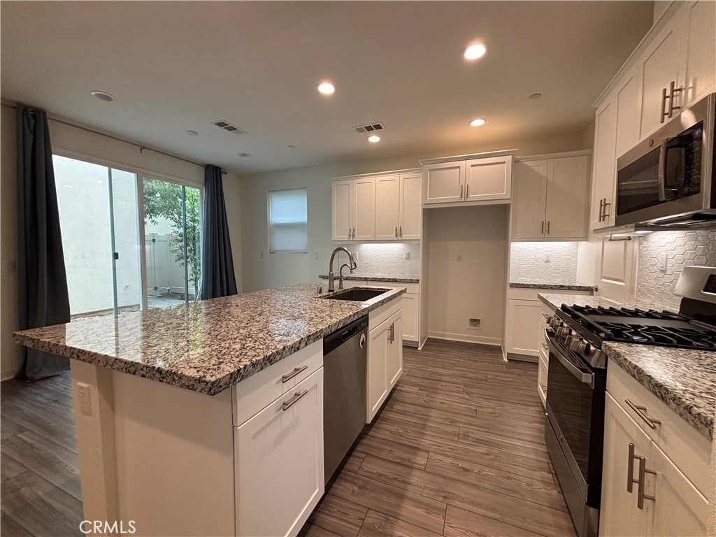Redlands Condo: 26149 West Park Avenue