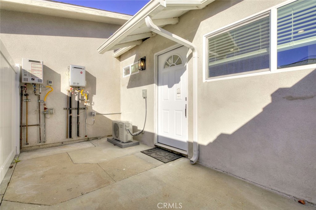 Sunland Condo: 7846 Kyle Street