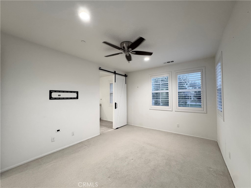 Camarillo Condo: 401 Castiano Street