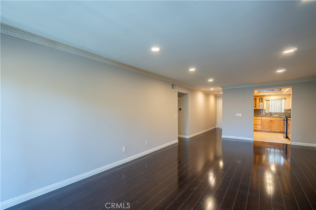 Glendale Condo: 1236 North Columbus Avenue