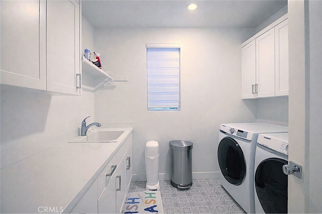 Whittier Condo: 12060 Turnleaf Avenue