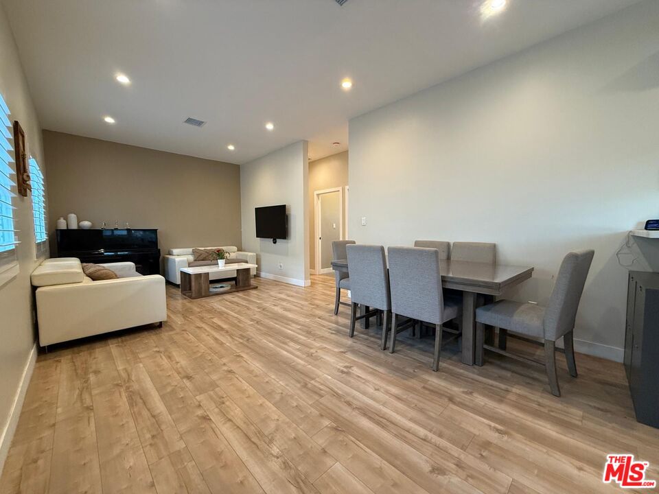 Sun Valley Condo: 10905 Olinda Street