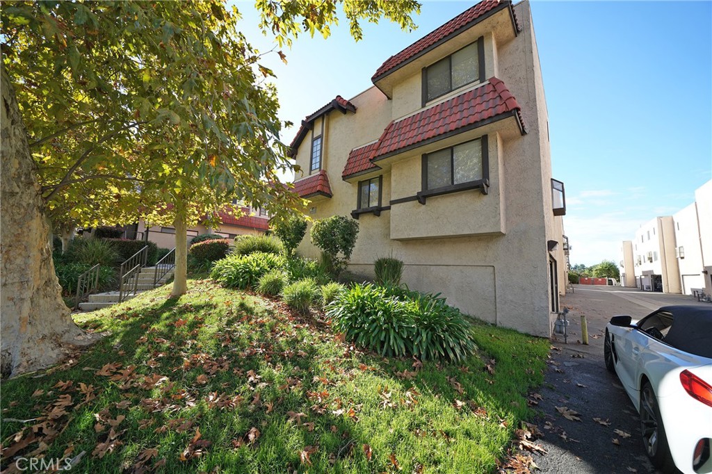 Canyon Country Condo: 27663 Ironside Drive