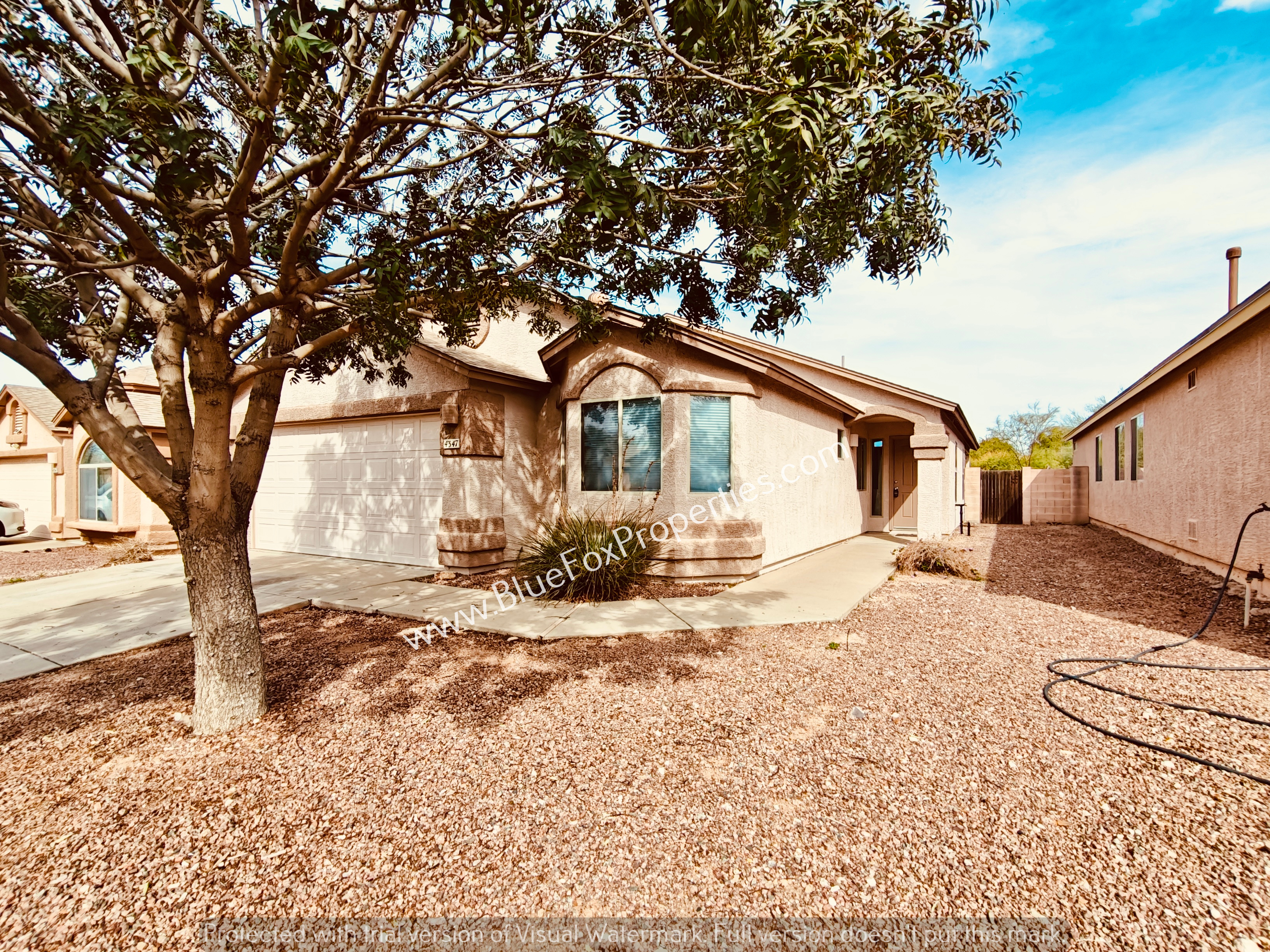 Tucson House: 4347 East Mesquite Desert Trail