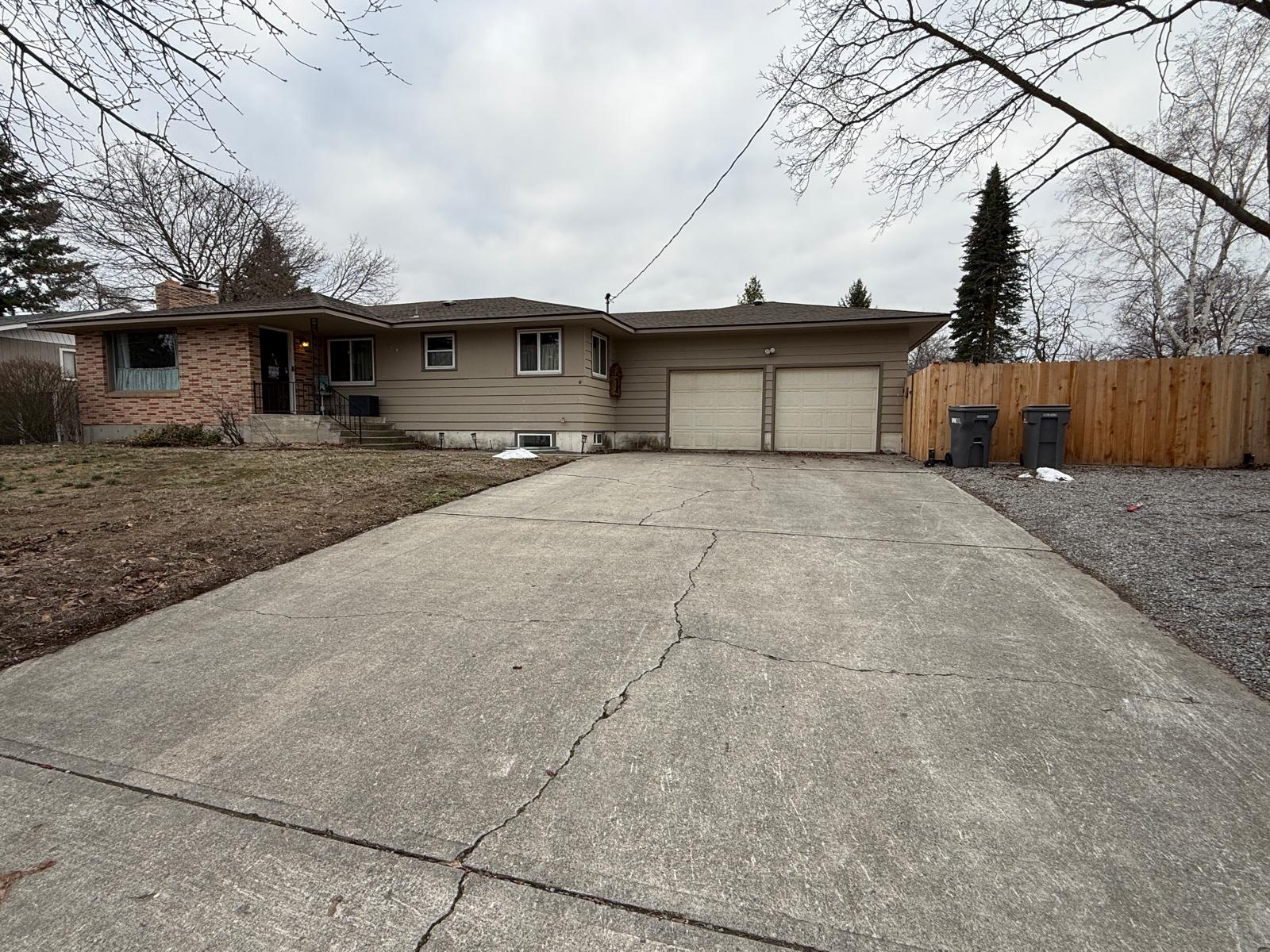 Spokane Valley House: 11910 E 10th Ave