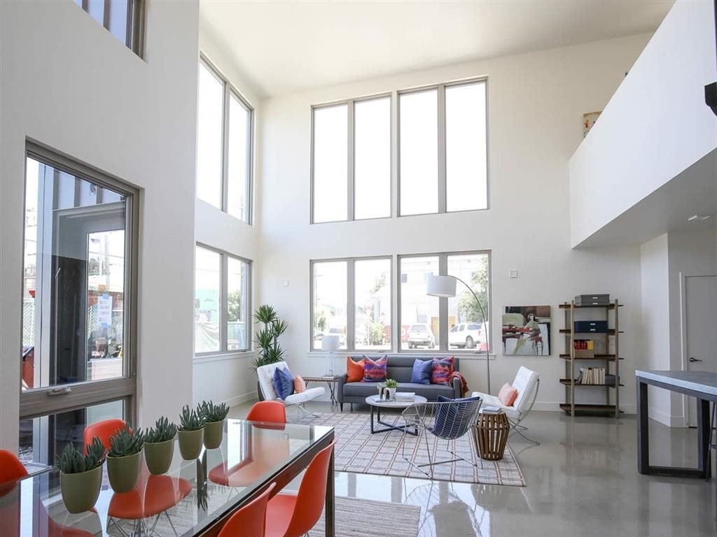 Oakland Condo: 401 Derby Ave
