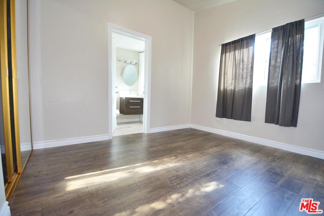 North Hills Condo: 9616 Gerald Avenue