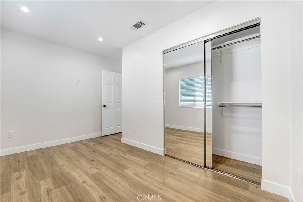 Sylmar Condo: 15120 Nurmi Street