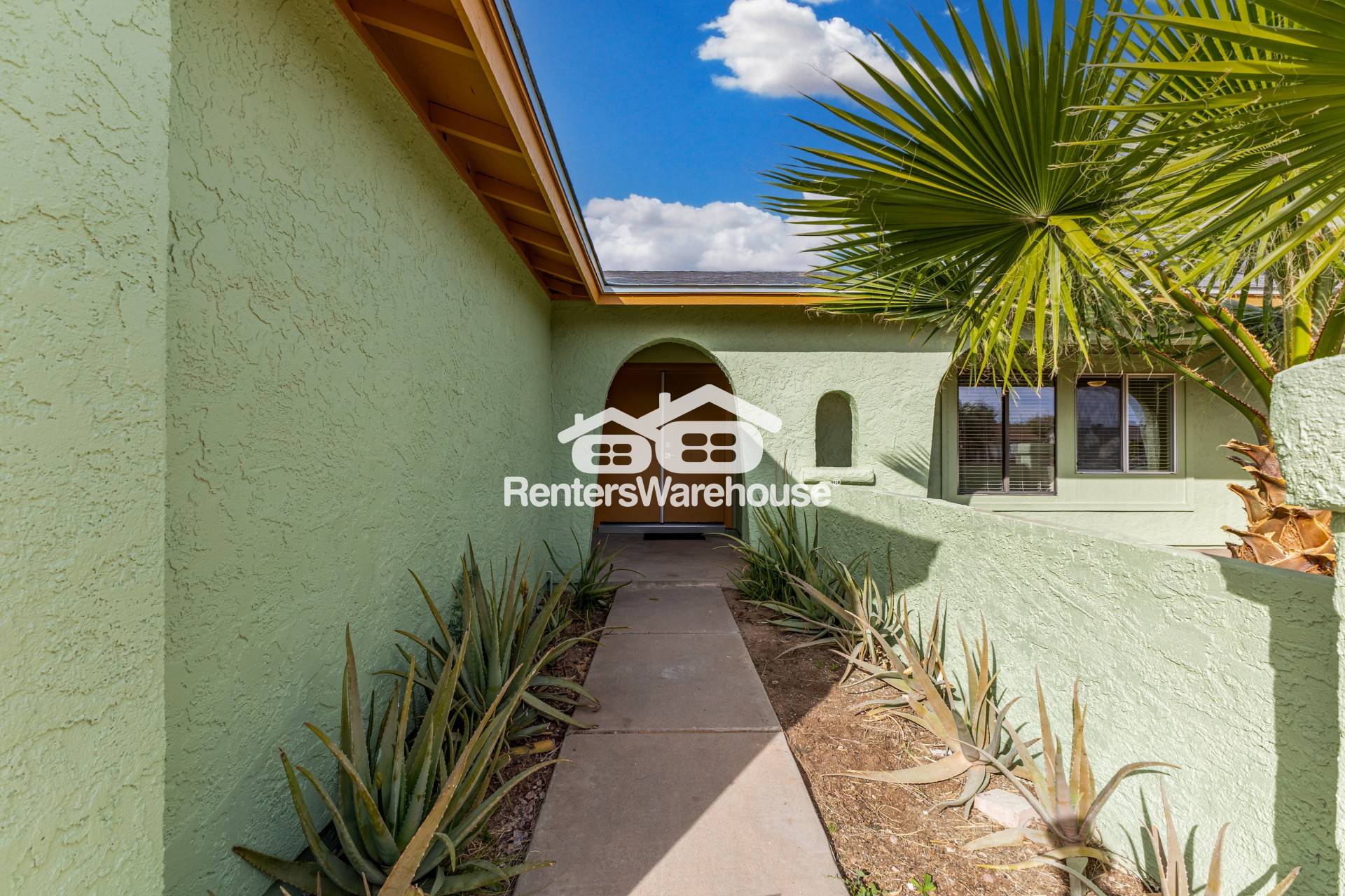 Peoria House: 7126 W Hatcher Rd