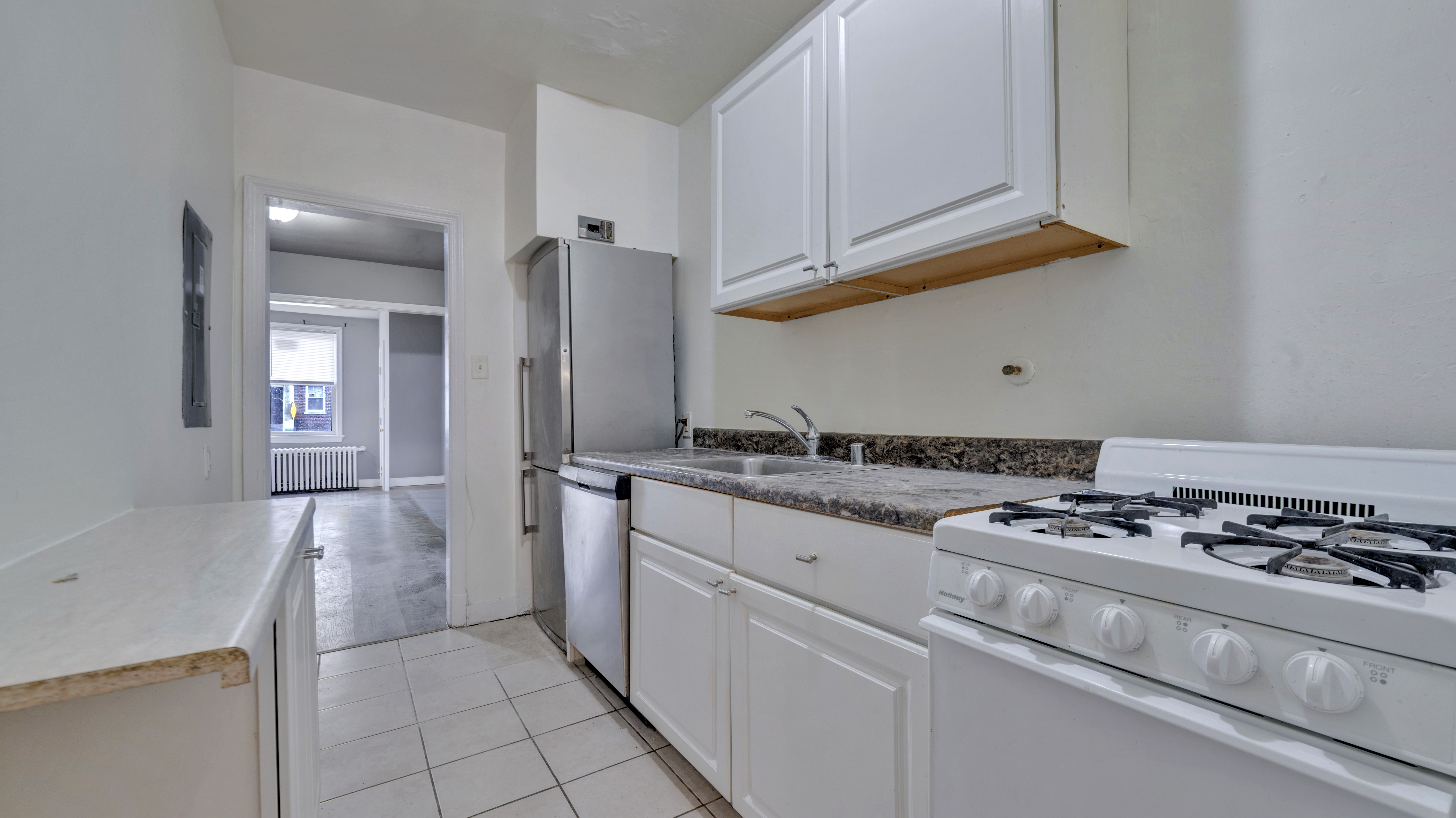 Washington Condo: 162 36th St NE Apt 2