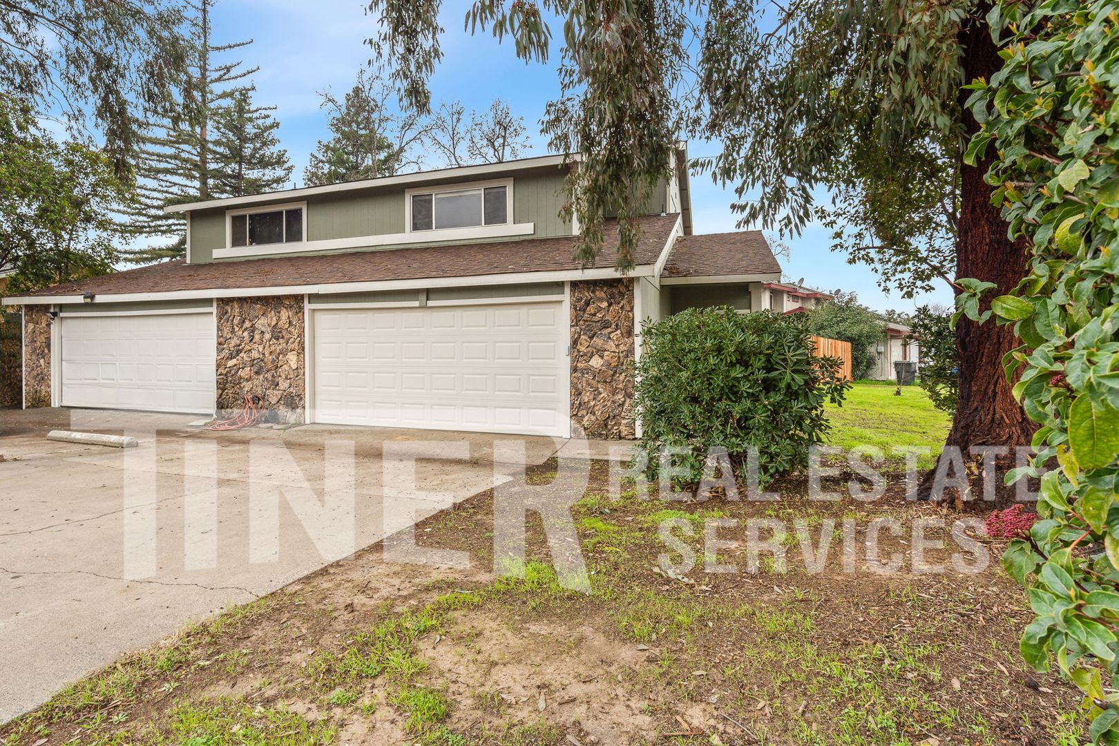 Sacramento House: 6355 Villa Dr